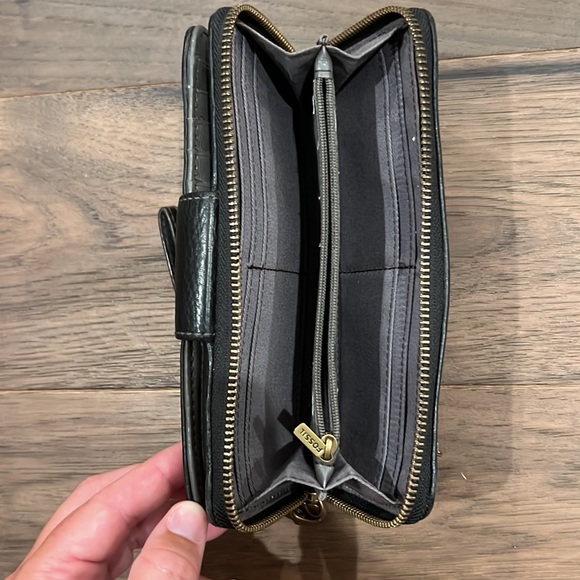 Fossil Wallet - Picture 4 of 4